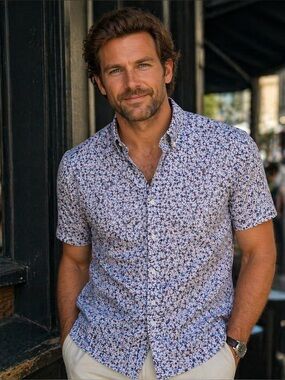 Banana Republic Button Down Shirt Mens L Standard Fit Stretch Soft Wash Blue